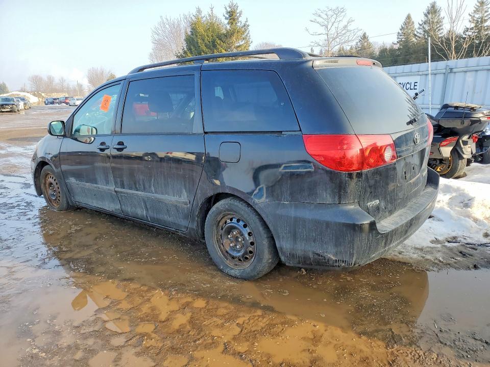 2009 Toyota Sienna ce