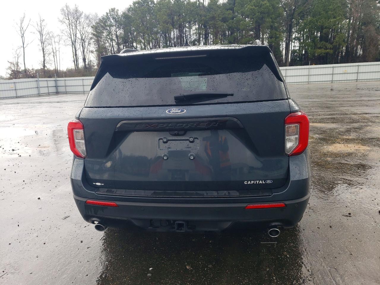 2024 Ford Explorer St-line
