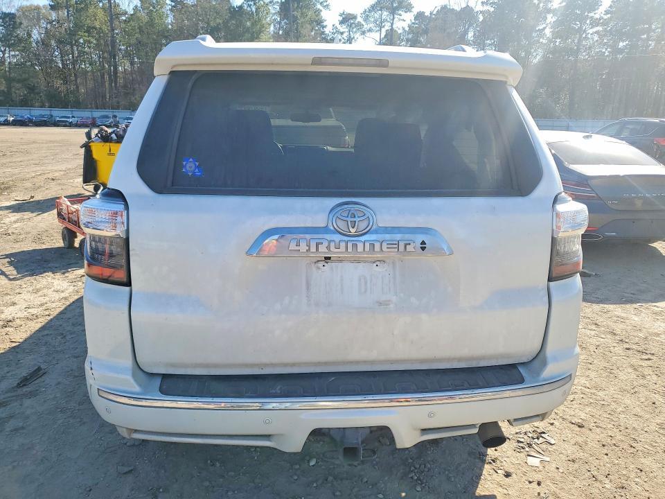 2019 Toyota 4runner SR5