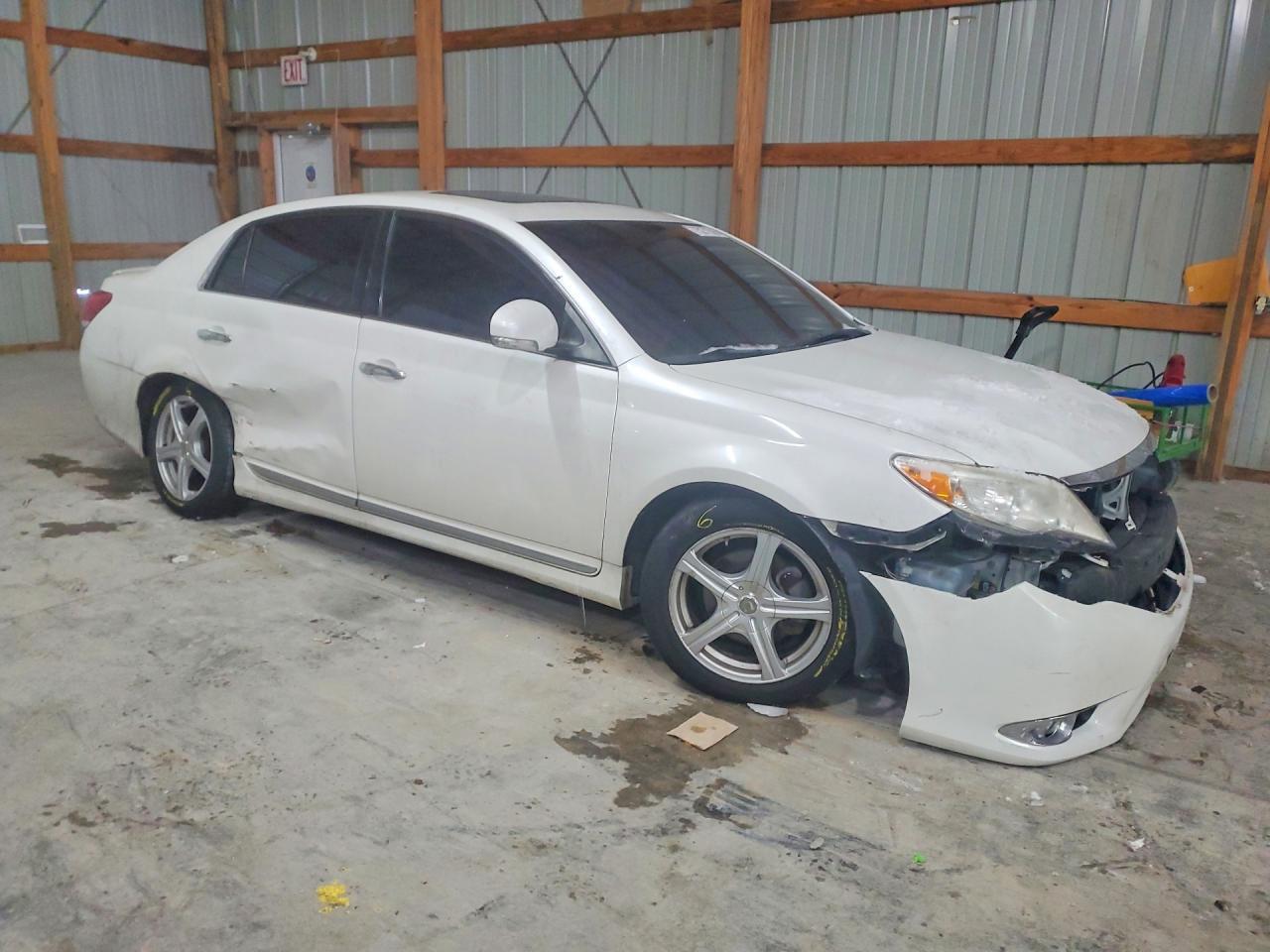 2011 Toyota Avalon Base