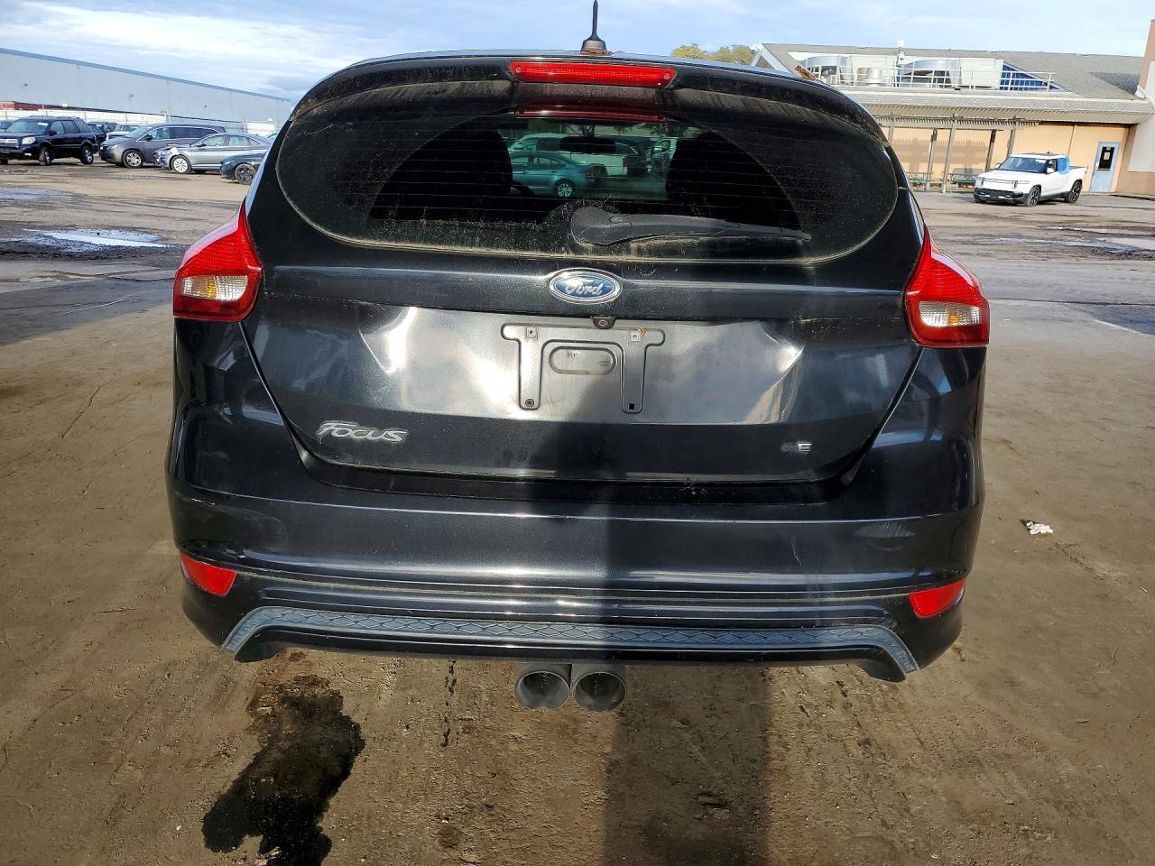 2015 Ford Focus se