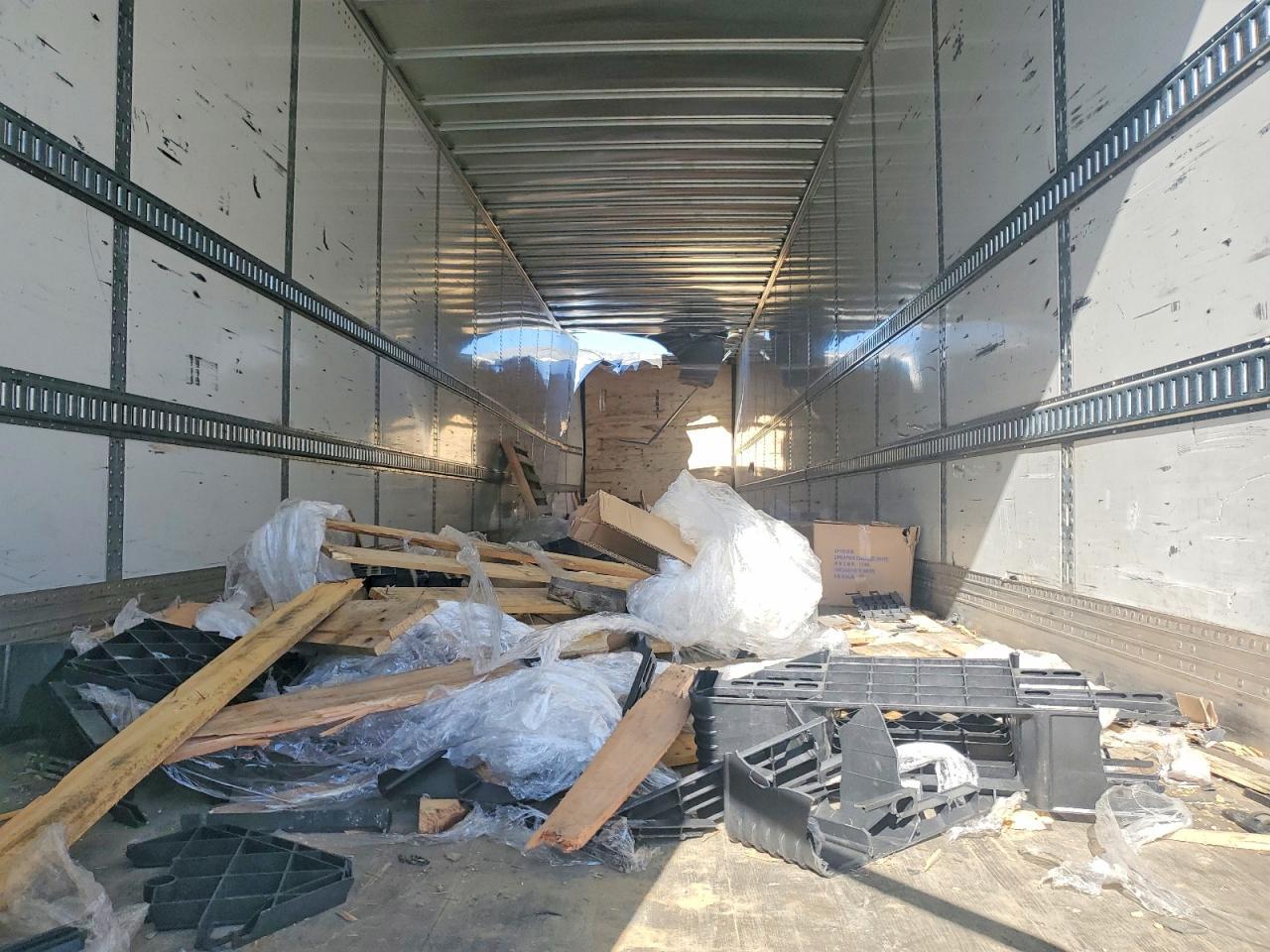 2024 Stoughton DRY Van Trailer