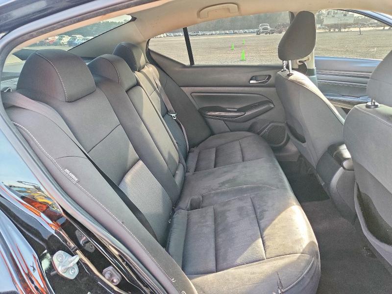 2019 Nissan Altima s