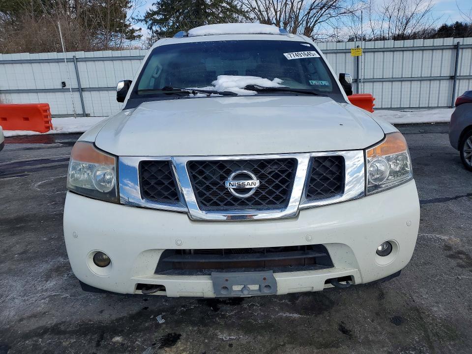 2015 Nissan Armada sv