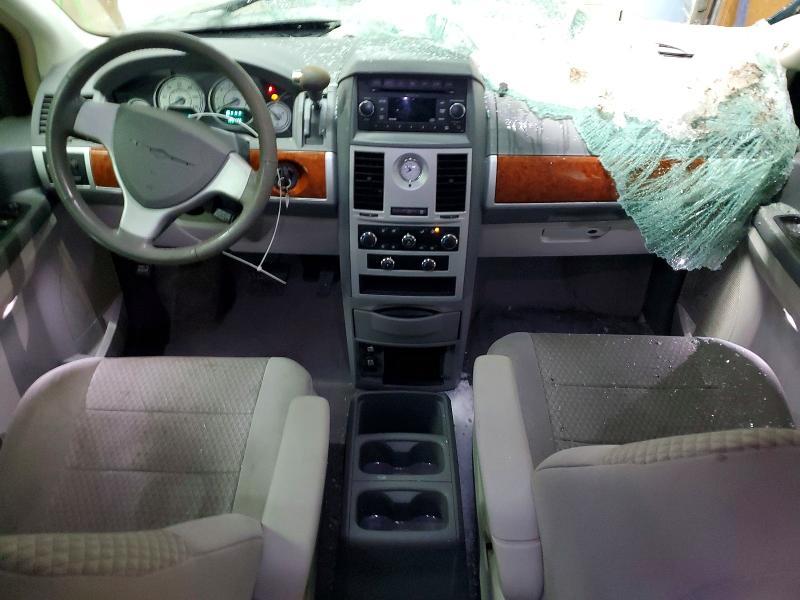2009 Chrysler Town & Country Touring