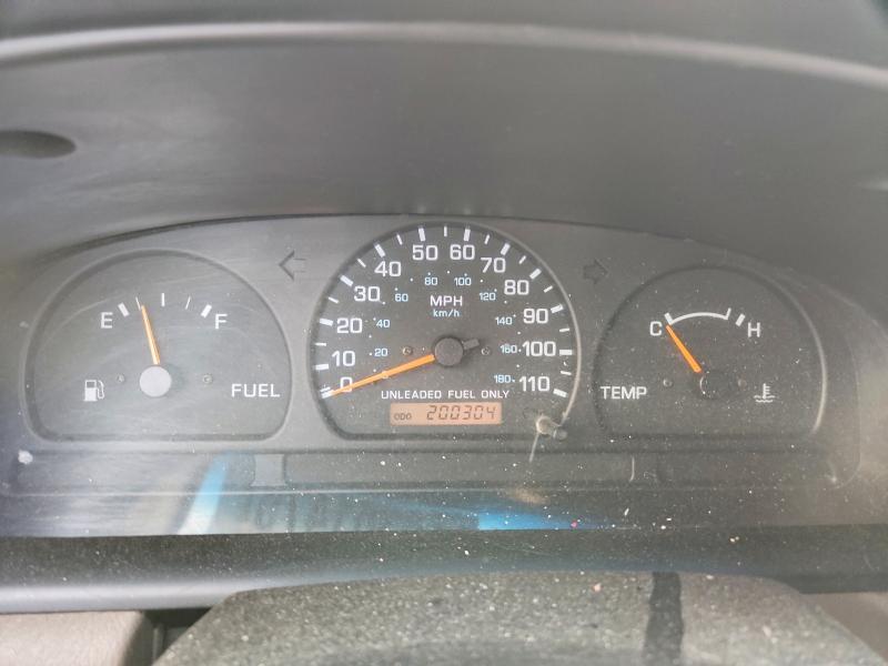 1999 Nissan Frontier XE
