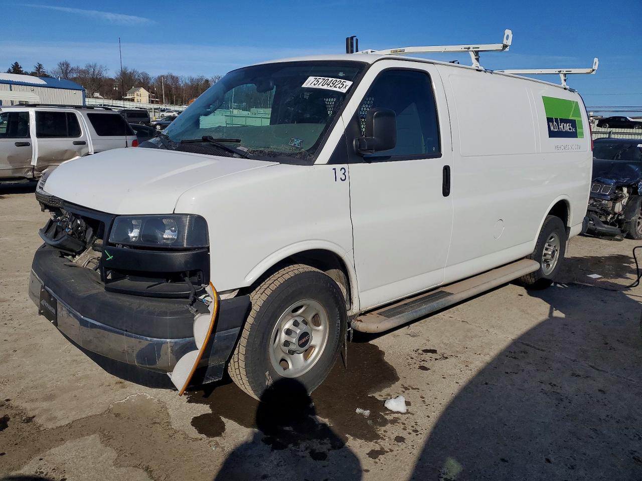 2018 GMC Savana 2500 Utility / Service Van