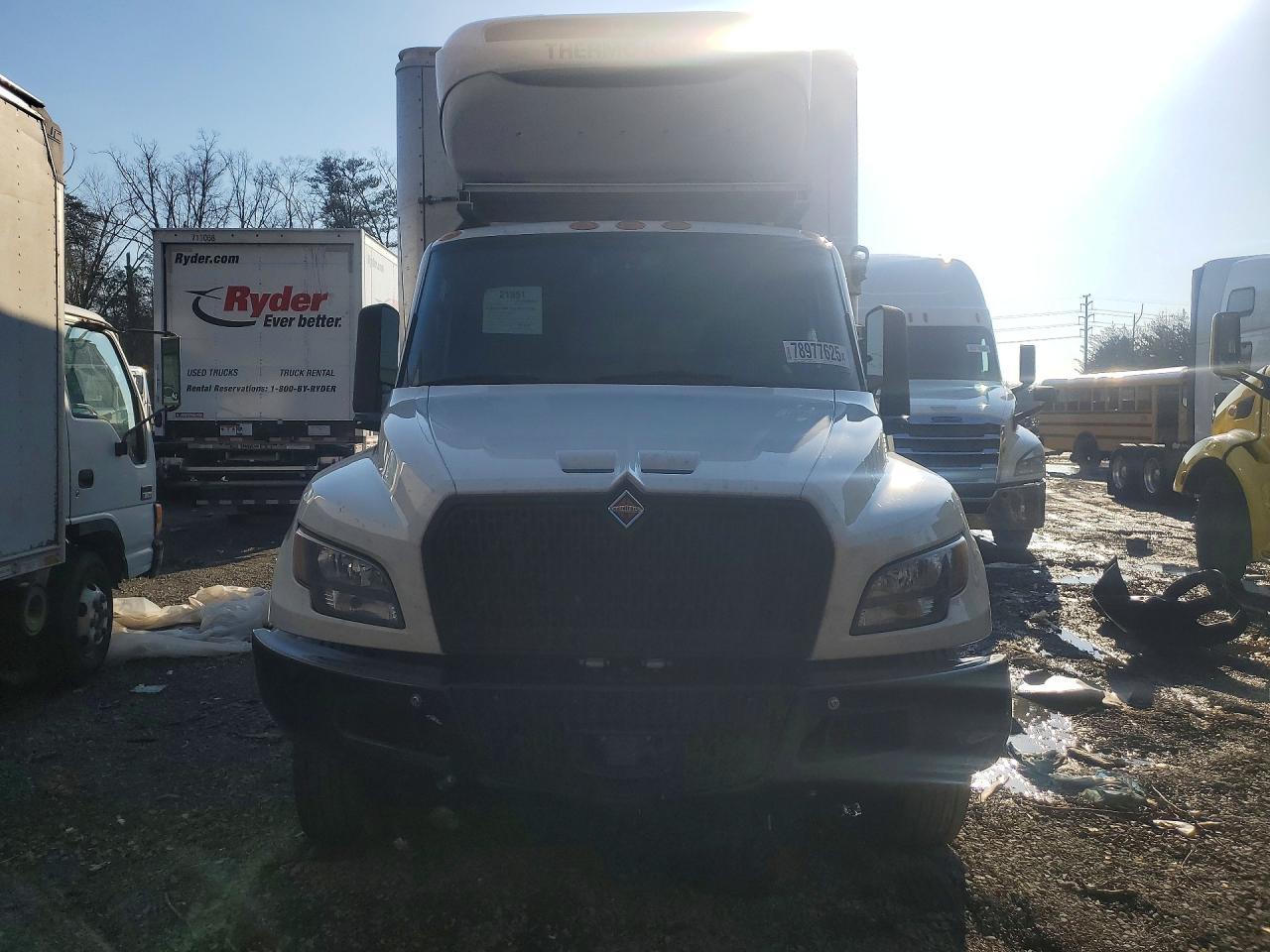 2026 International MV607 Refrigerated BOX Truck
