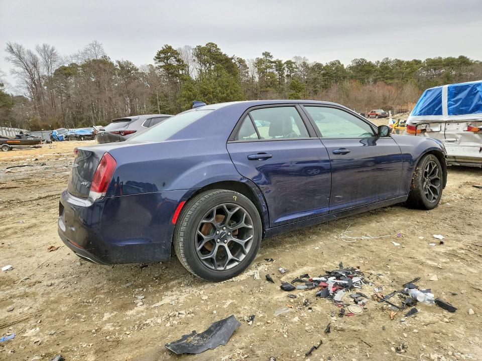 2015 Chrysler 300 s