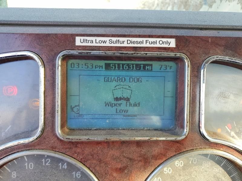 2015 Mack CXU613 Semi Truck