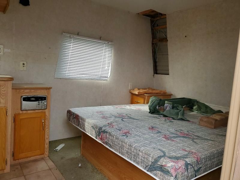 2002 Keystone Hornet