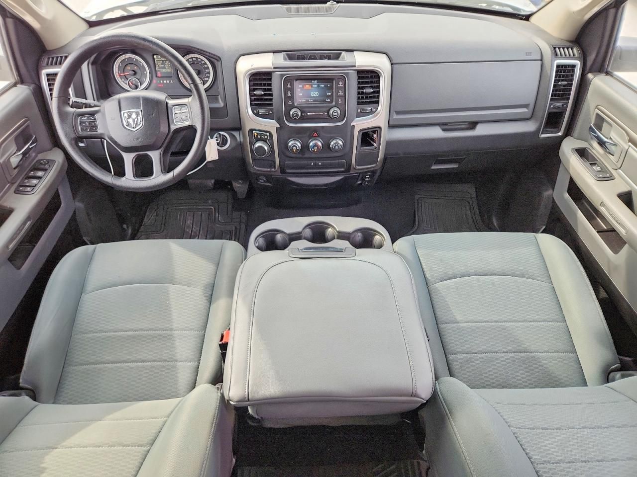 2016 Dodge Ram 1500 slt
