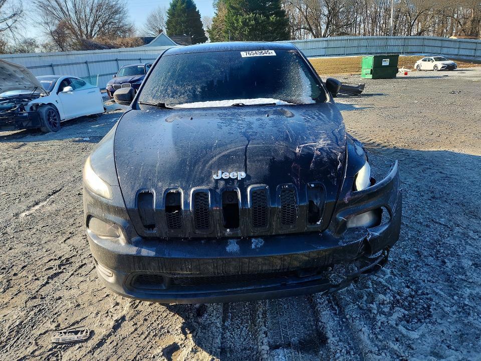 2016 Jeep Cherokee Sport