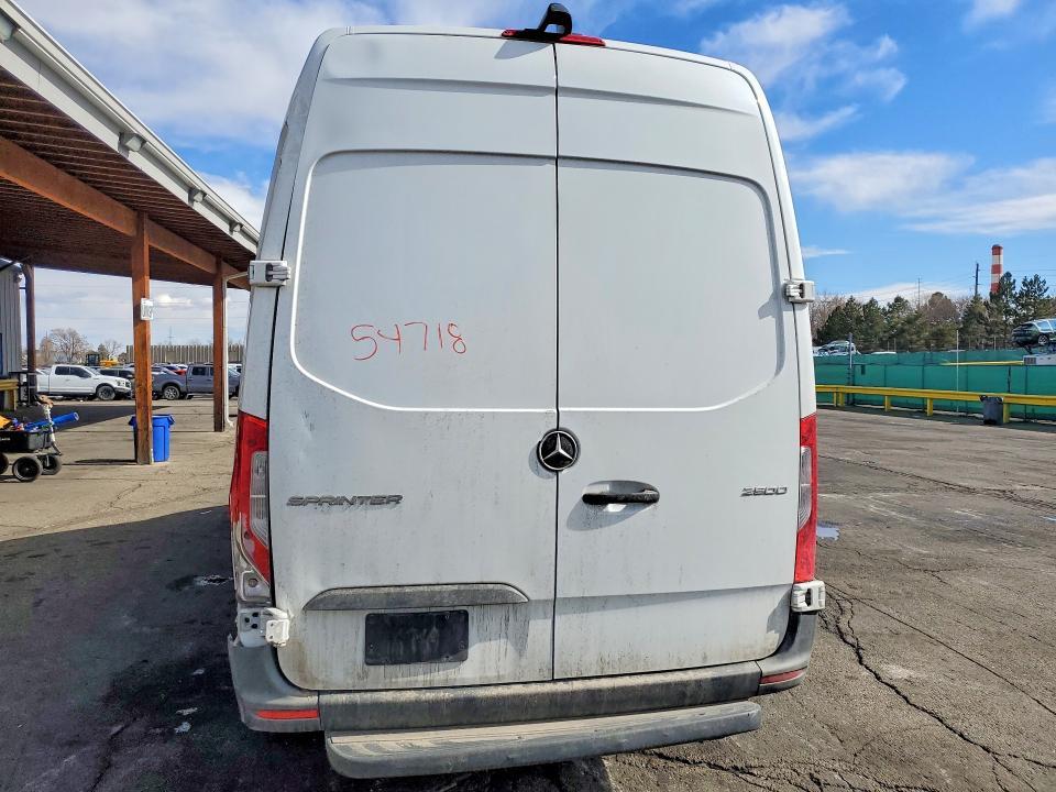 2022 Mercedes-Benz Sprinter 2500