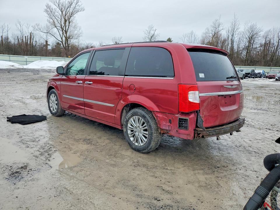 2015 Chrysler Town & Country Touring