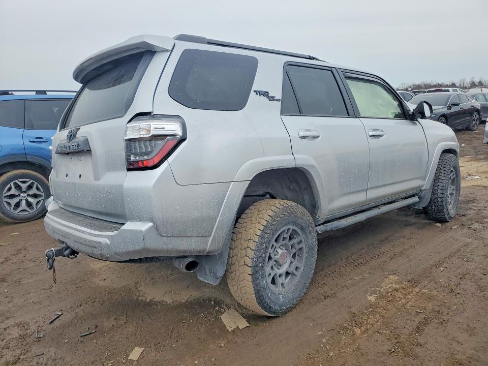 2022 Toyota 4runner trd off Road Premium