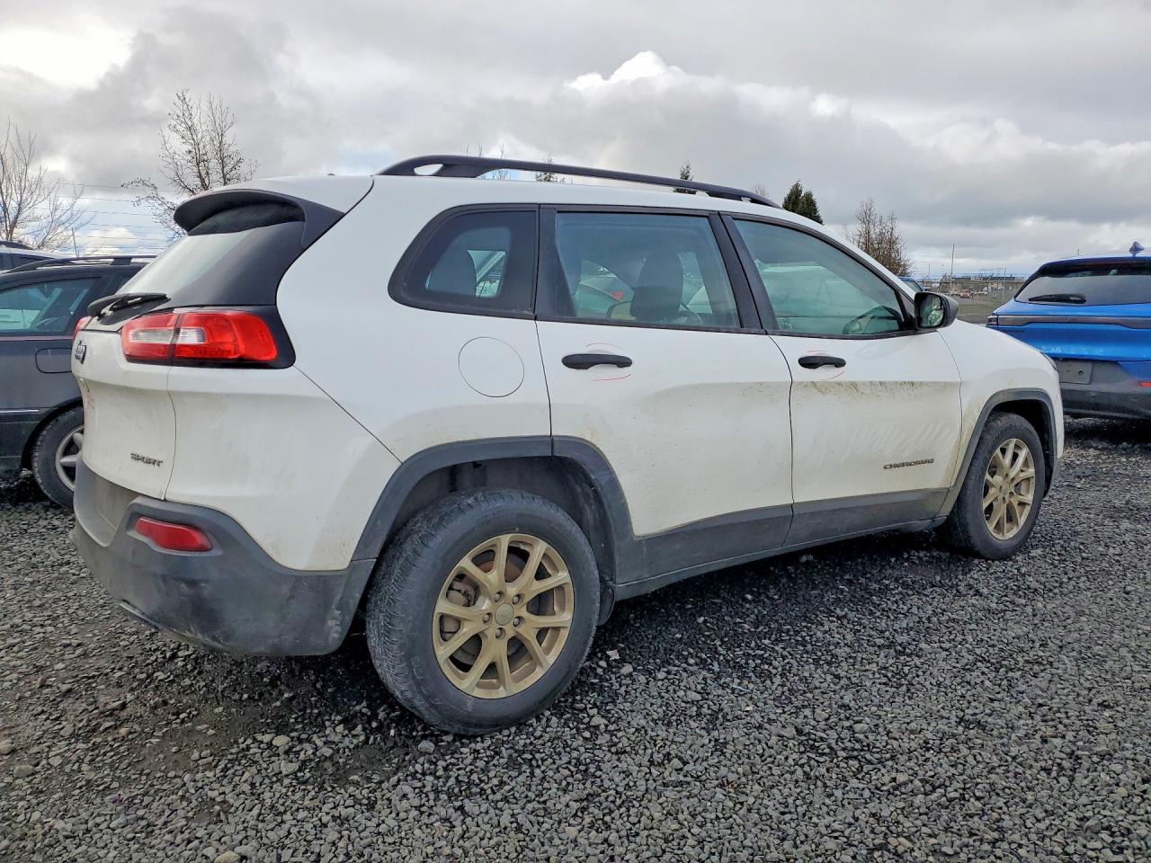 2016 Jeep Cherokee Sport