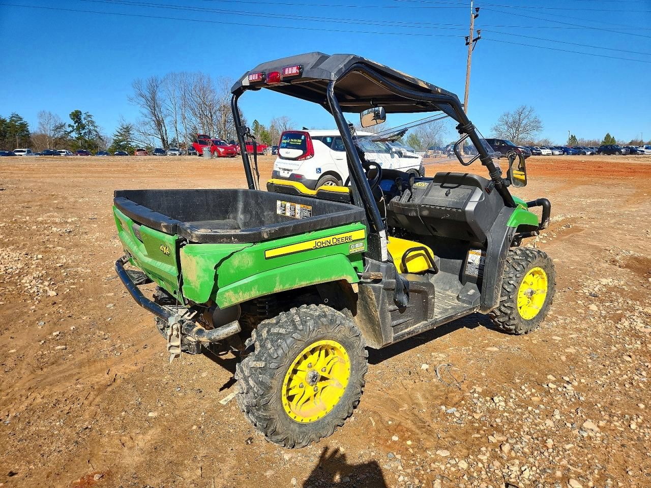 2020 John Deere XUV590M
