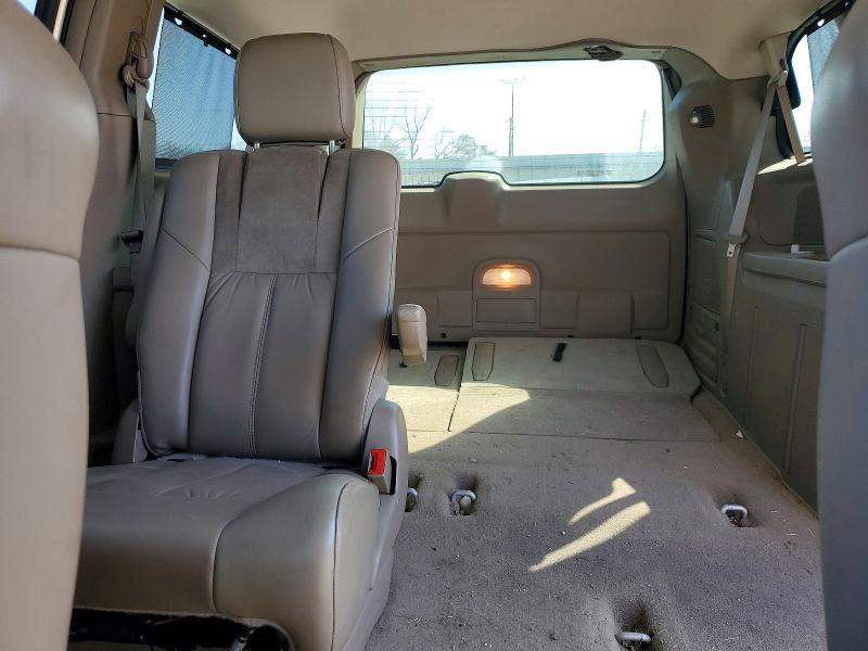 2013 Chrysler Town & Country Limited