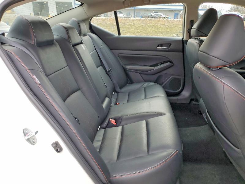 2025 Nissan Altima 2.5 sr