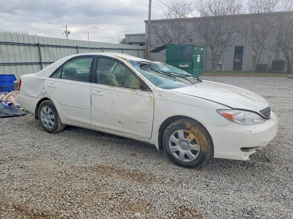 2002 Toyota Camry le