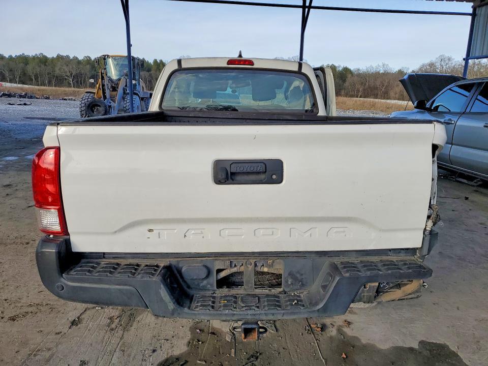 2017 Toyota Tacoma SR