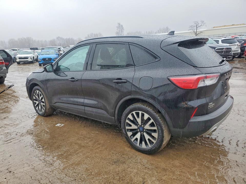 2020 Ford Escape se Sport