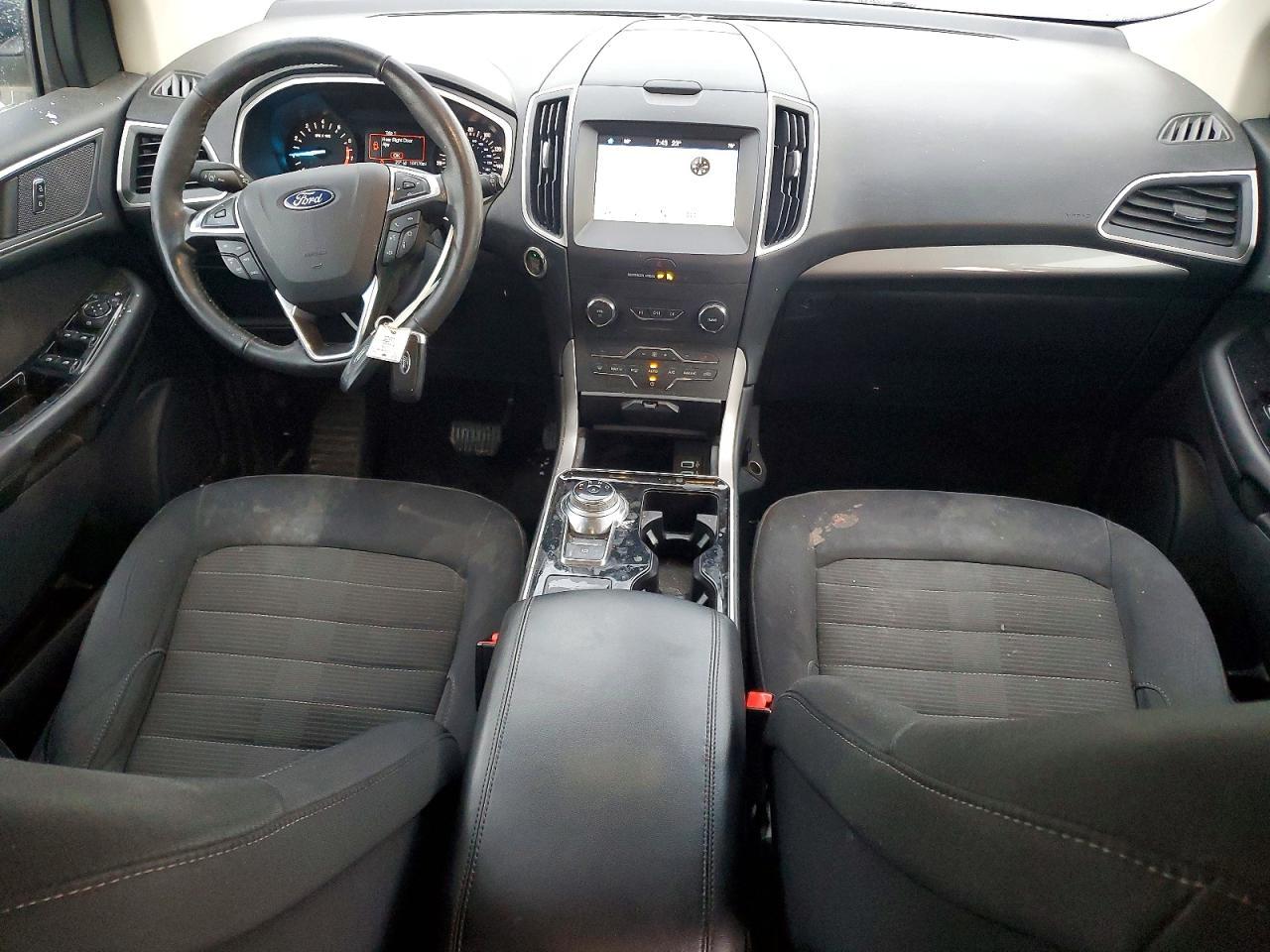 2019 Ford Edge sel