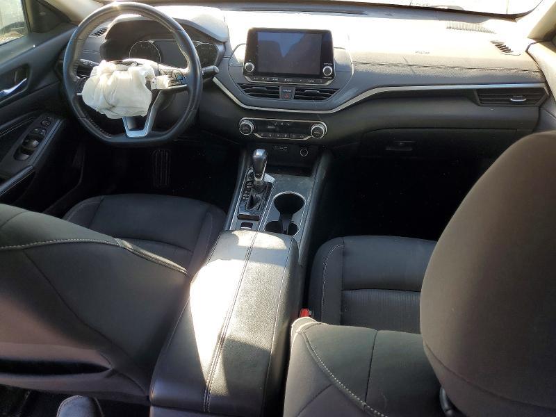 2019 Niss Altima 2.5 sv