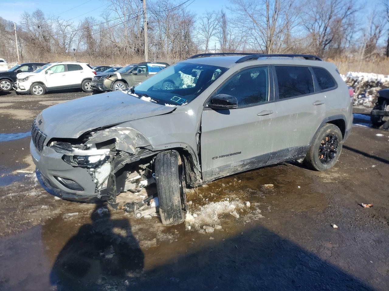 2023 Jeep Cherokee Altitude lux