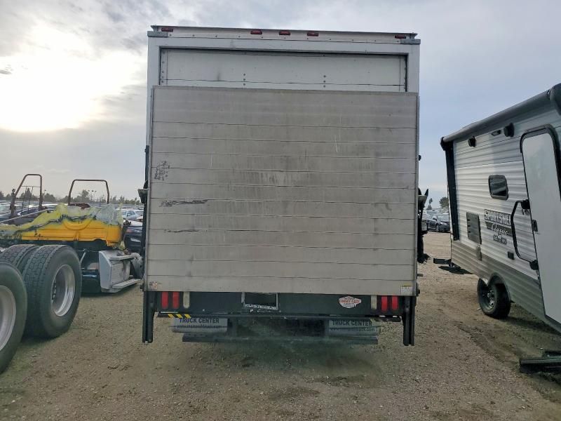 2014 Isuzu Npr hd box Truck