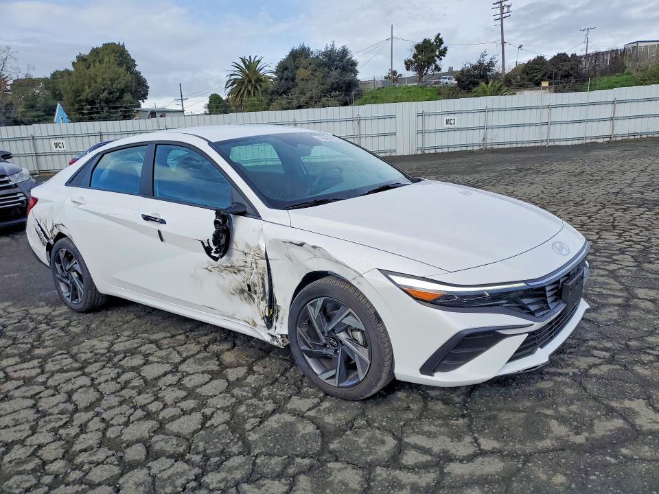 2025 Hyundai Elantra sel Sport
