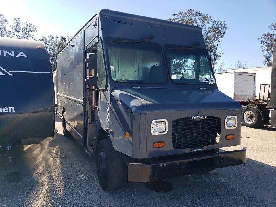 2021 Freightliner Mt45g Chassis Delivery Truck