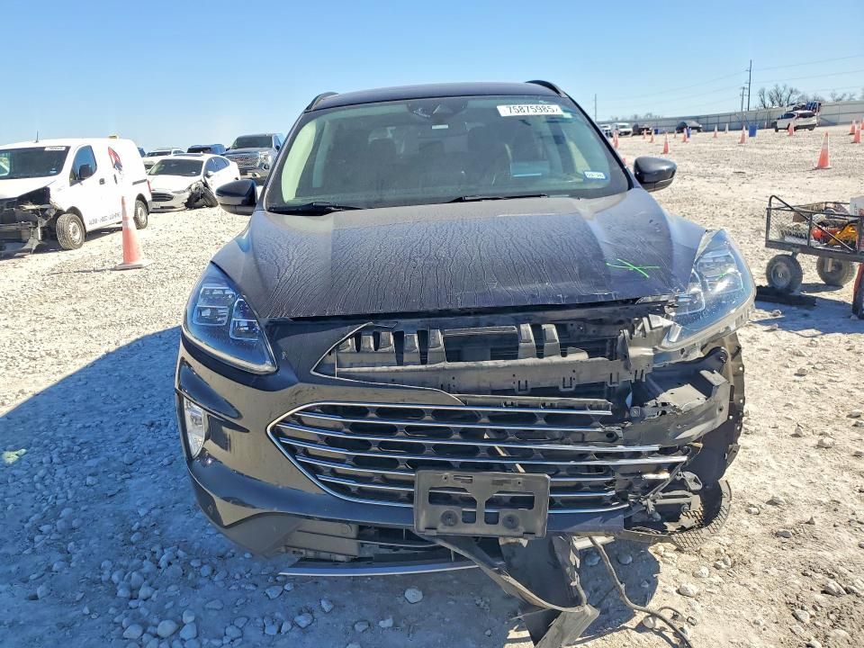 2021 Ford Escape Titanium