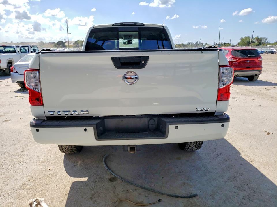 2017 Nissan Titan xd sl