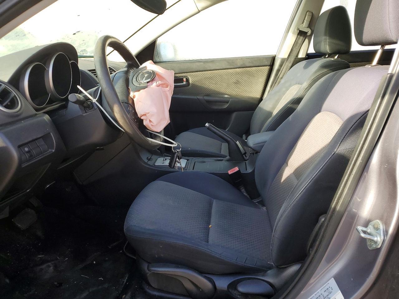 2005 Mazda 3 I