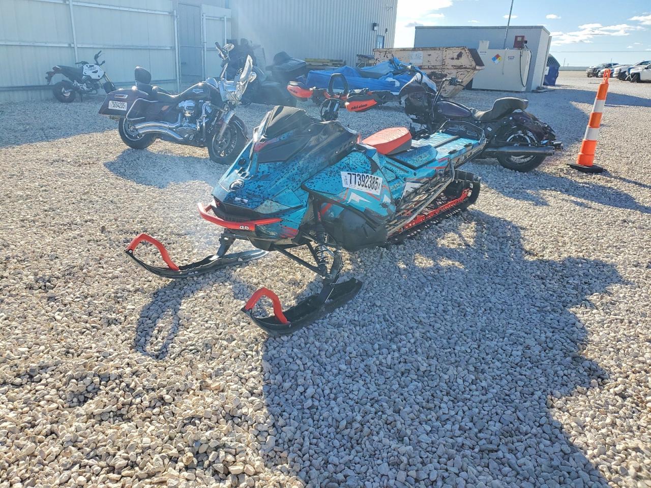 2022 Skidoo Summit 850 X 165