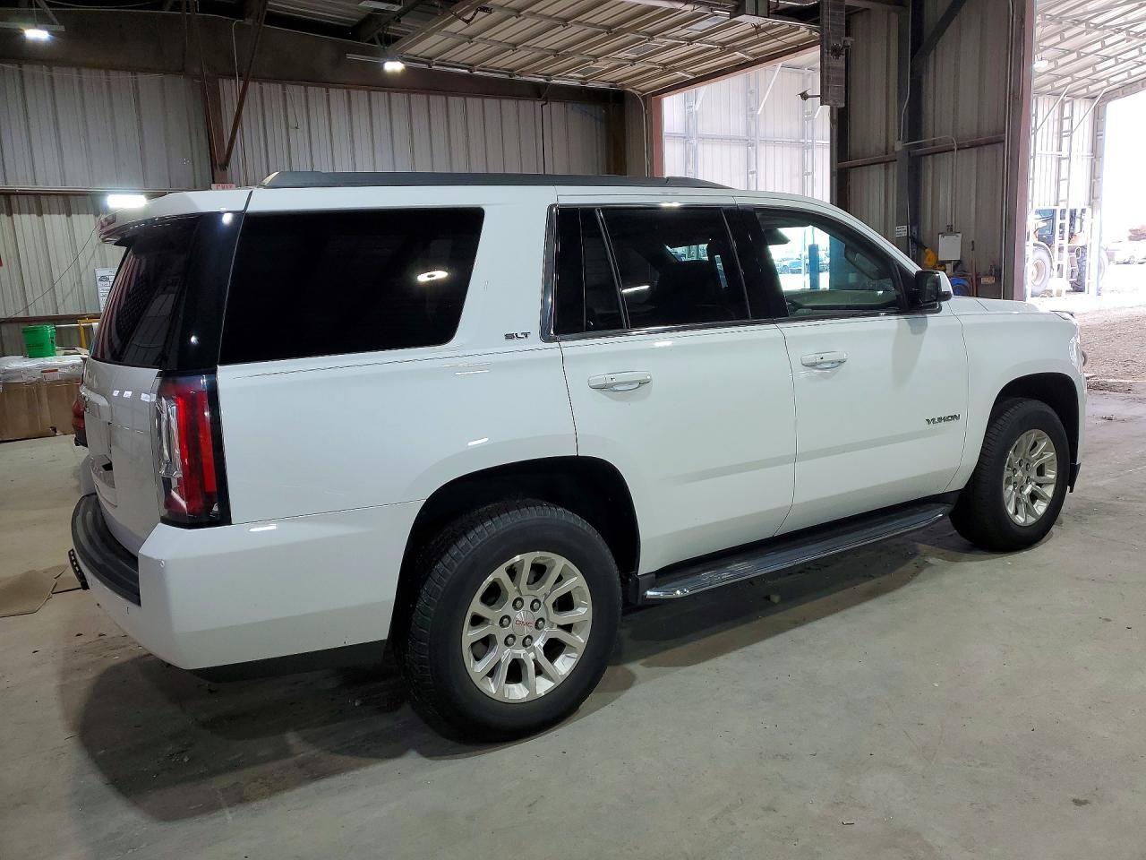 2017 GMC Yukon slt