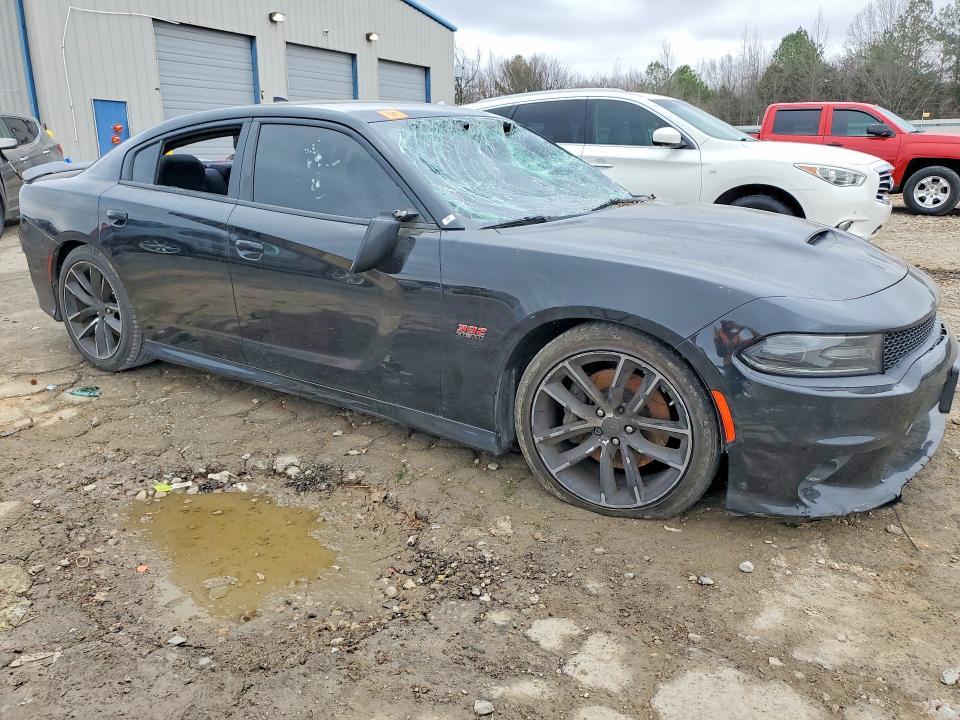 2018 Dodge Charger r