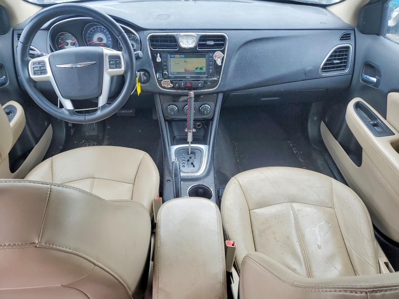 2012 Chrysler 200 Limited