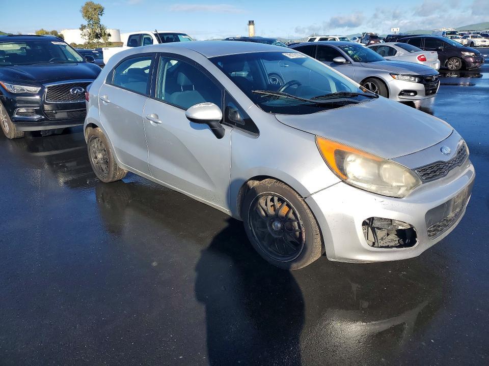 2013 KIA Rio 5-door lx