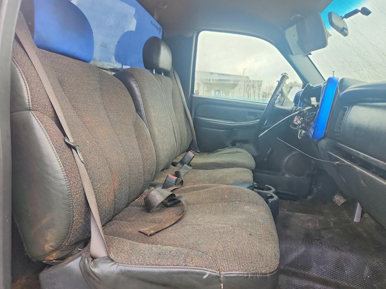 2002 GMC New Sierra C1500