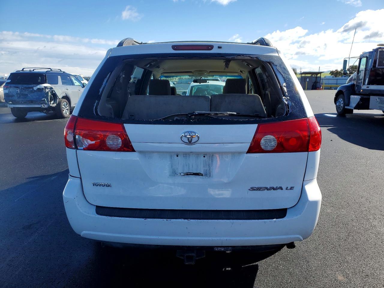 2007 Toyota Sienna ce