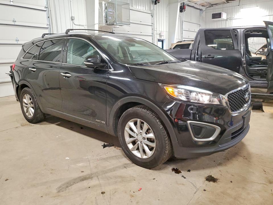 2017 KIA Sorento lx V6