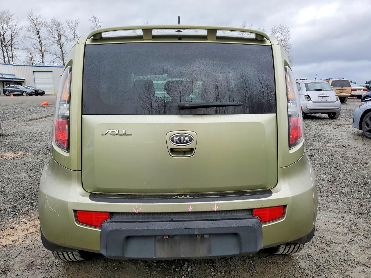 2010 KIA Soul +
