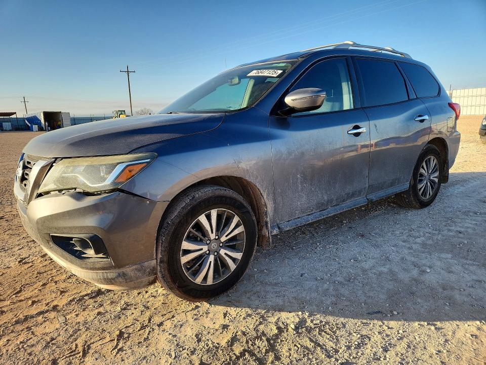 2017 Niss Pathfinder sv