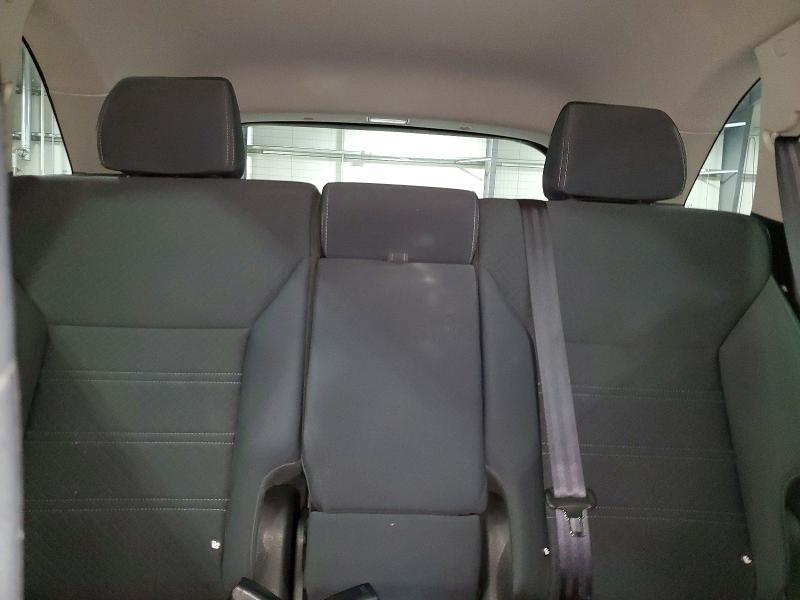 2016 KIA Sorento lx V6