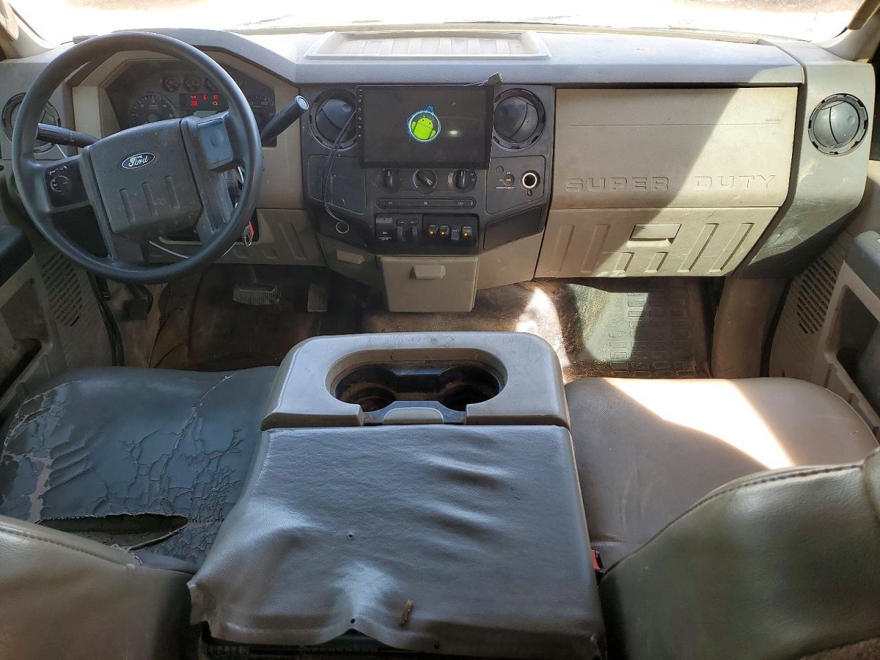2008 Ford F350 Super Duty Flatbed Truck