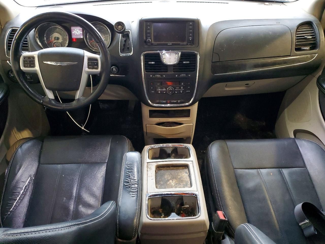 2016 Chrysler Town & Country Touring