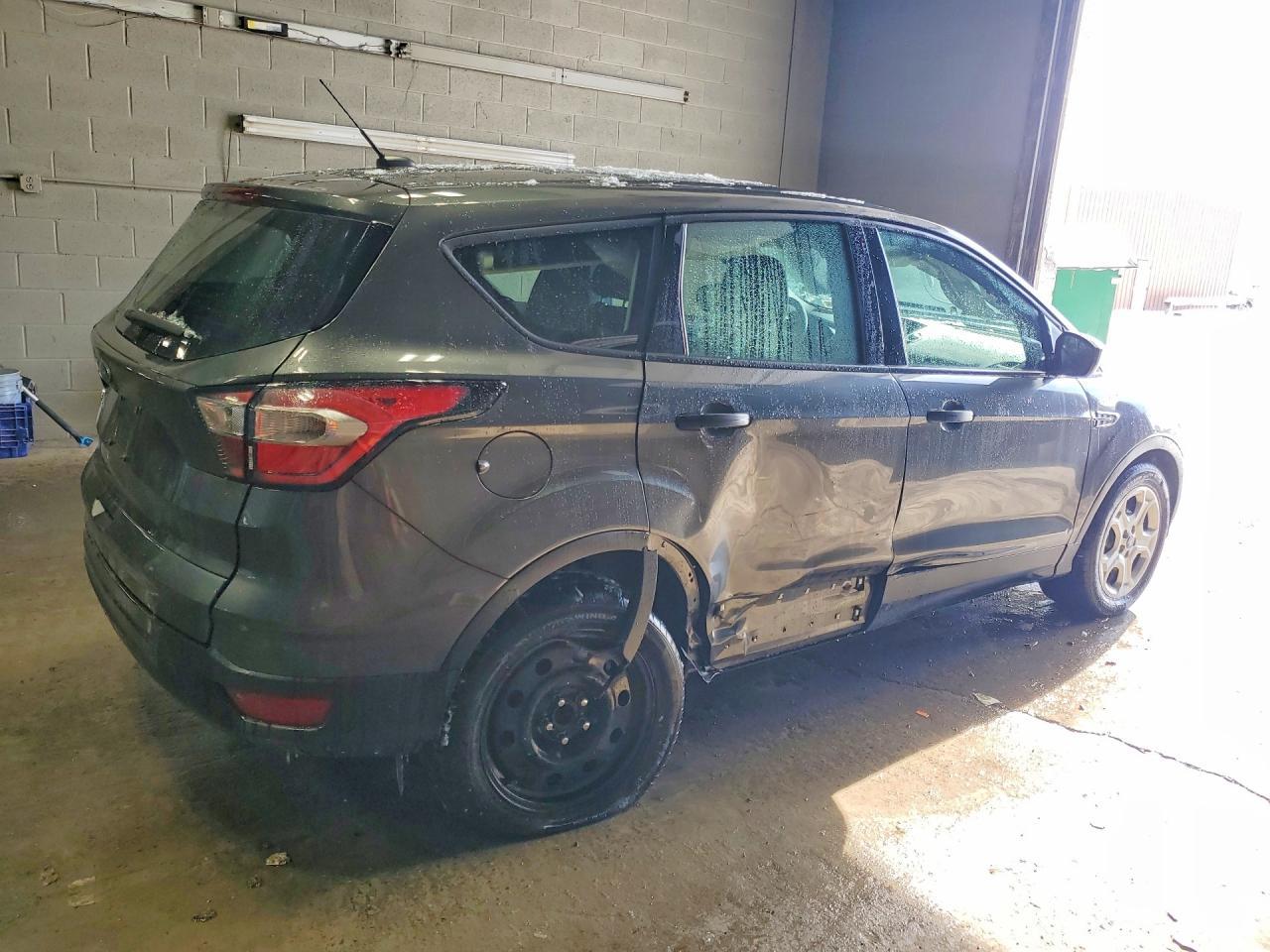 2017 Ford Escape s
